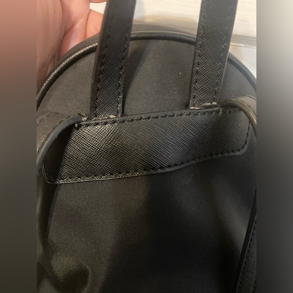 Guess Black Backpack - Picture 11 of 11